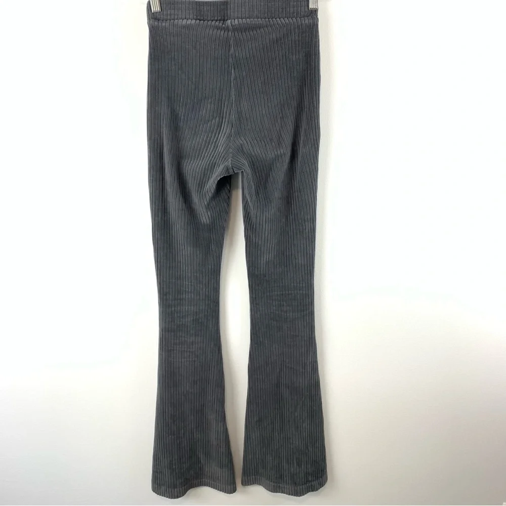 Aerie Gray Groove-on Ribbed Velour High Waisted Flare Pull On Pants Size XS
